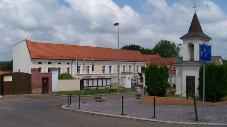 Vstříc lepší budoucnosti Chaber! Radní za Volbu pro Chabry a ODS rezignovali na své posty