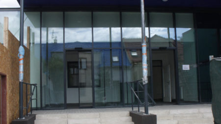 Úvodní etapa dostavby základní školy skončila