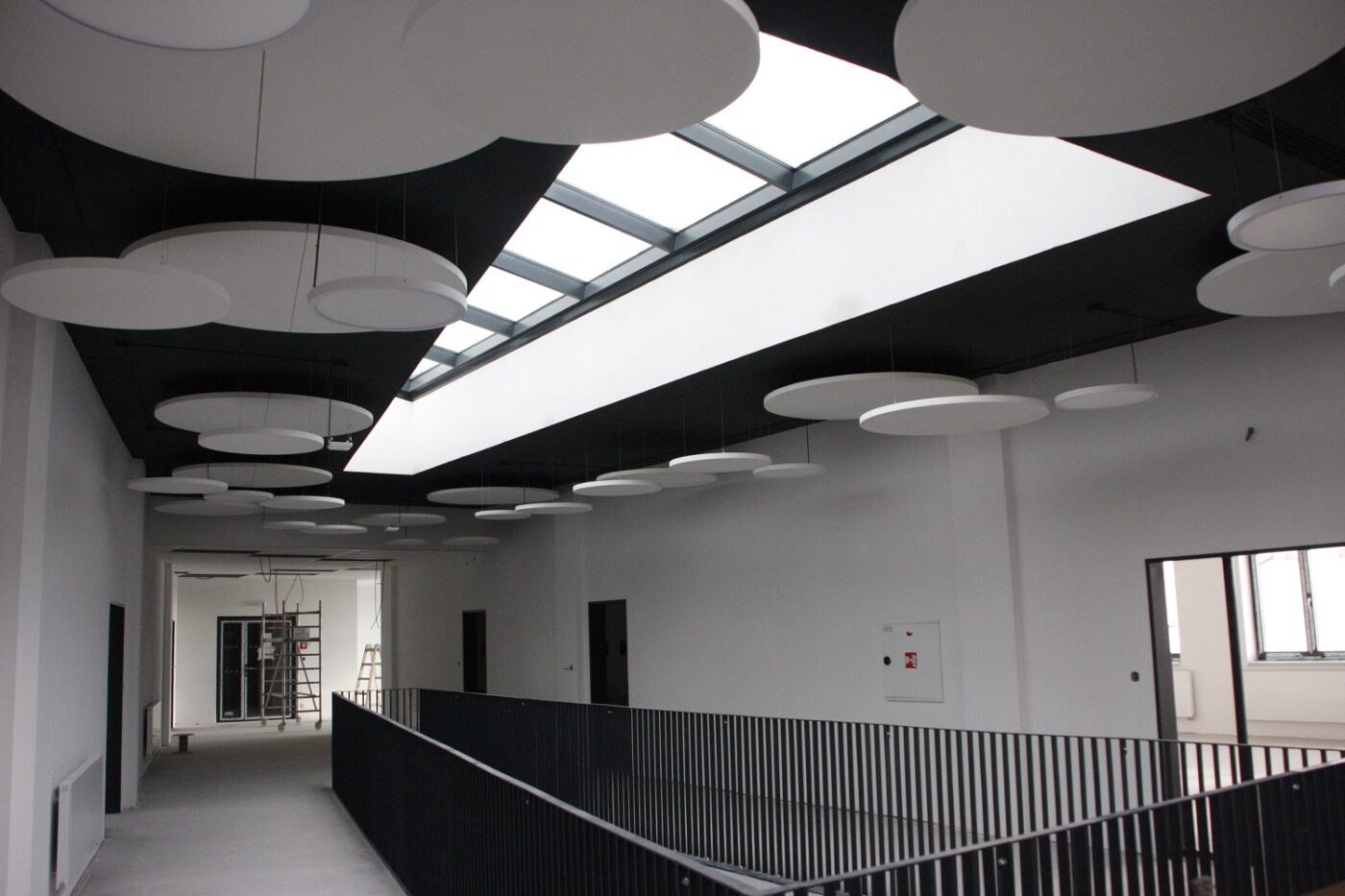 Aktuální pohled do nového křídla naší školy